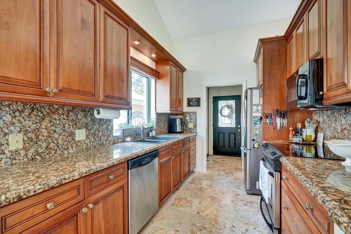 316 River Edge Jupiter, FL 33477