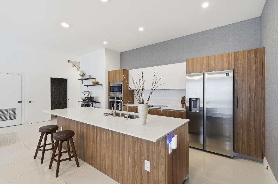 1241 NE 18th Fort Lauderdale, FL 33304