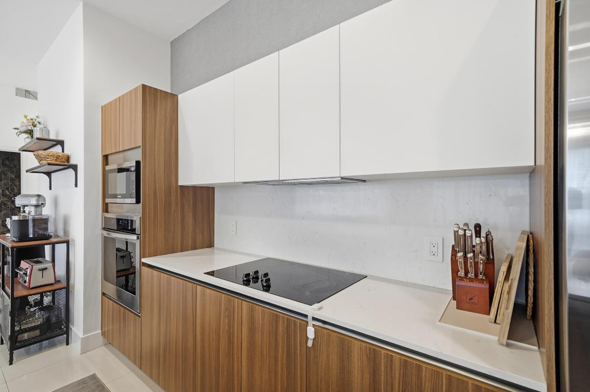 1241 NE 18th Fort Lauderdale, FL 33304