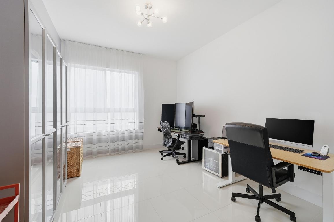 1241 NE 18th Fort Lauderdale, FL 33304