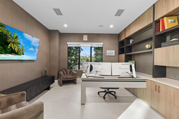 110 Spoonbill Manalapan, FL 33462