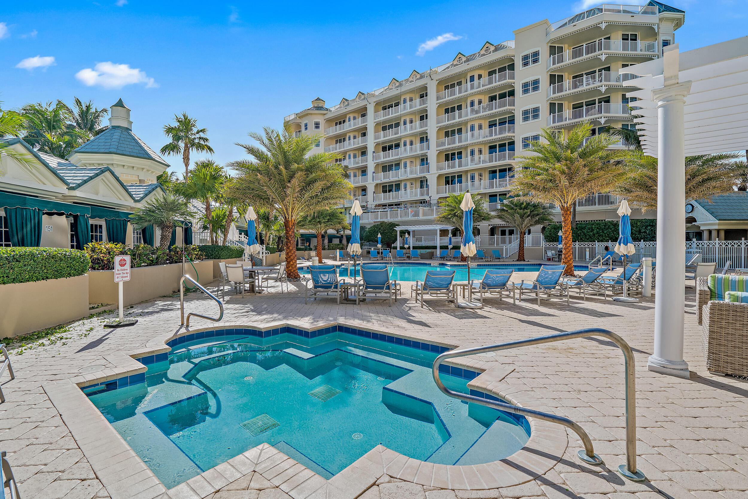 221 Ocean Grande #407 Jupiter, FL 33477