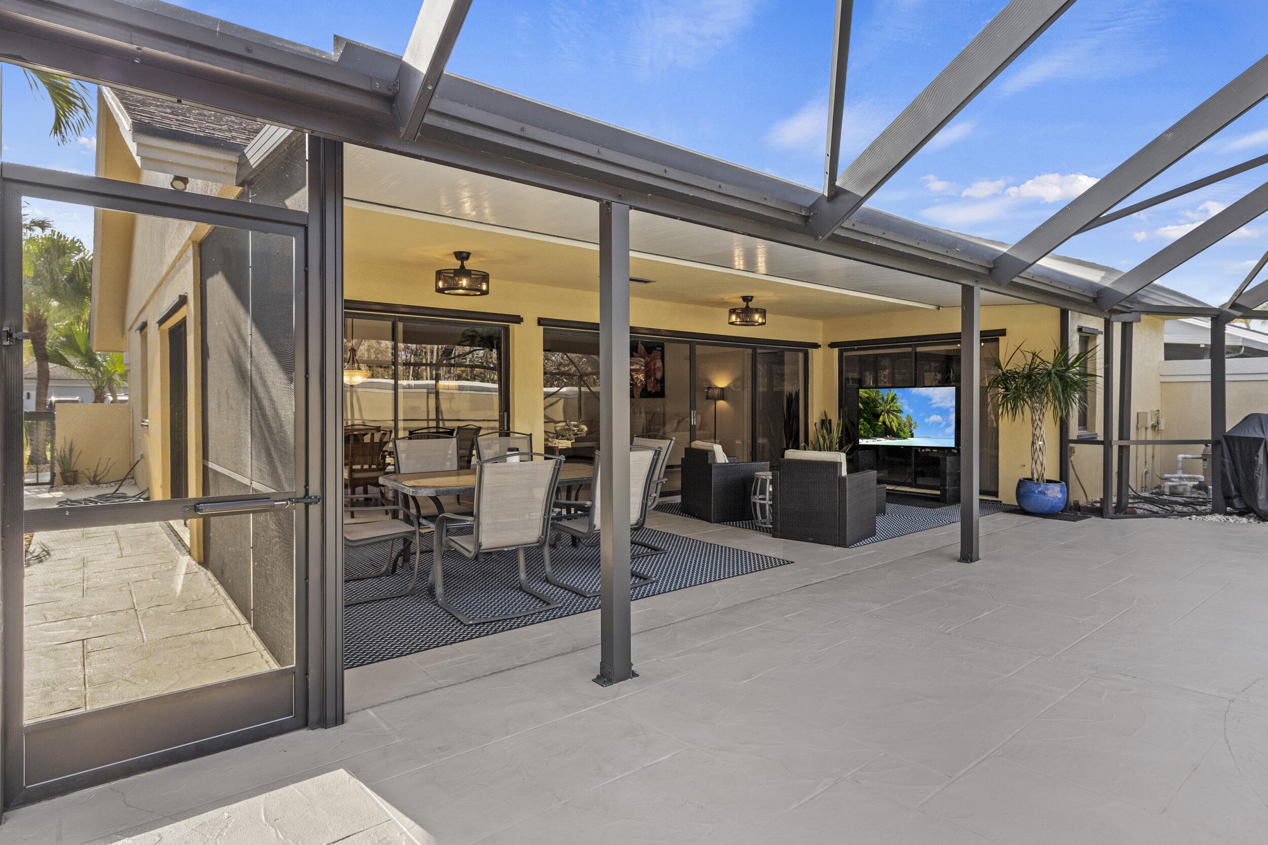 125 Seashore Jupiter, FL 33477