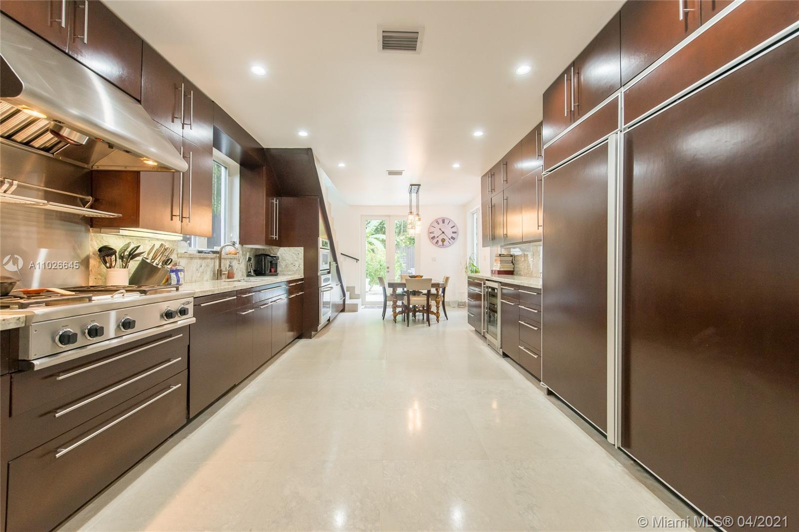 3931 Crawford Ave Coconut Grove, FL 33133