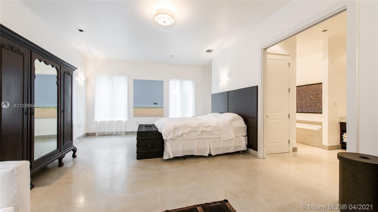 3931 Crawford Ave Coconut Grove, FL 33133