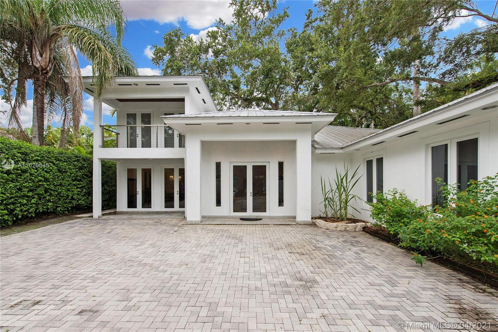 3931 Crawford Ave Coconut Grove, FL 33133