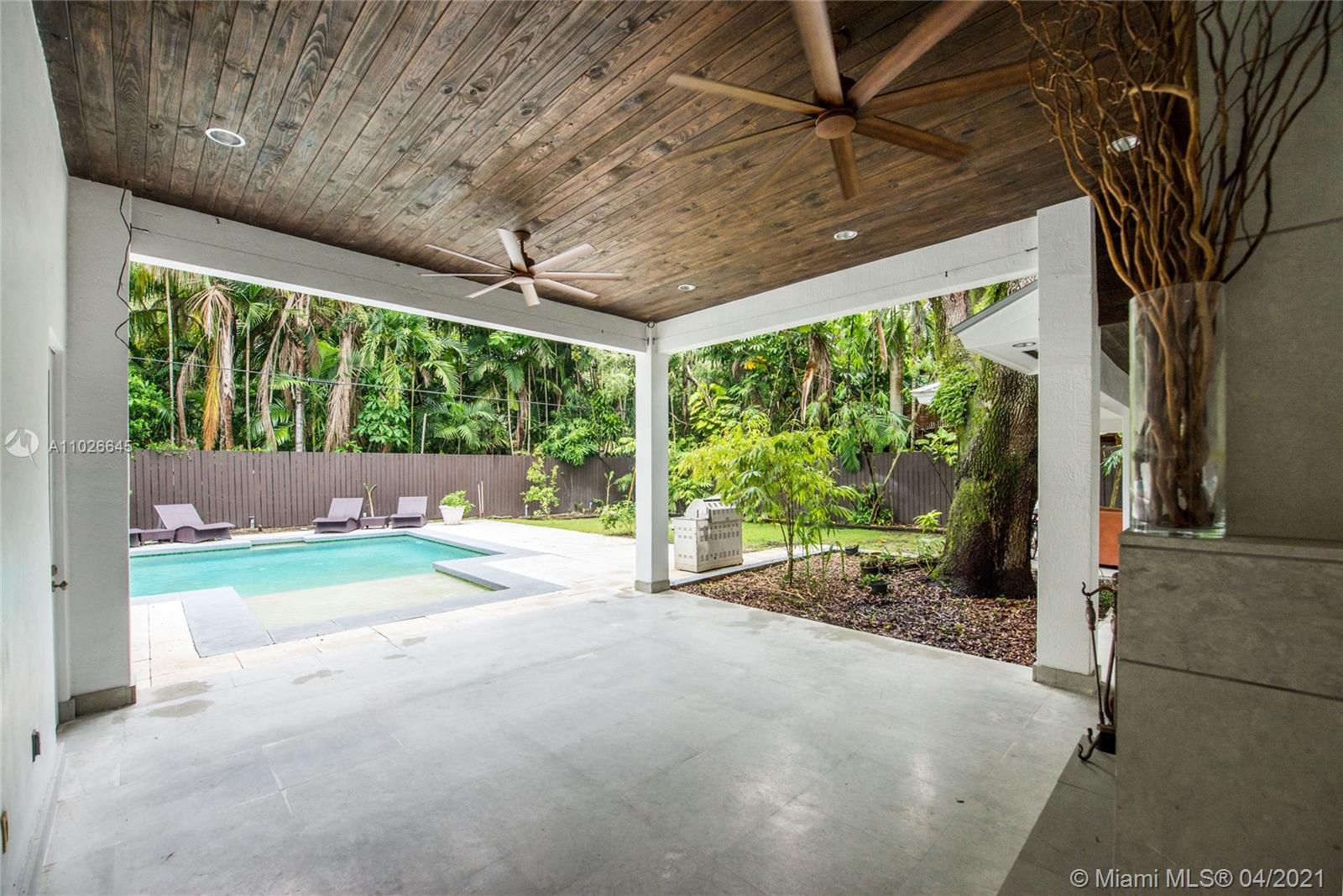 3931 Crawford Ave Coconut Grove, FL 33133