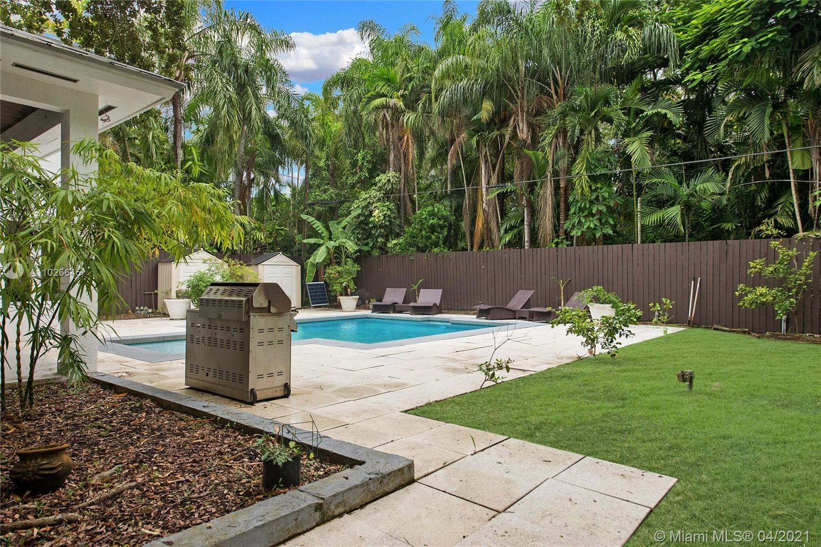 3931 Crawford Ave Coconut Grove, FL 33133