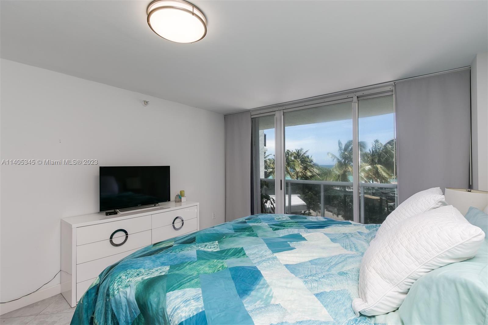 image SANDS POINTE OCEAN BEACH20