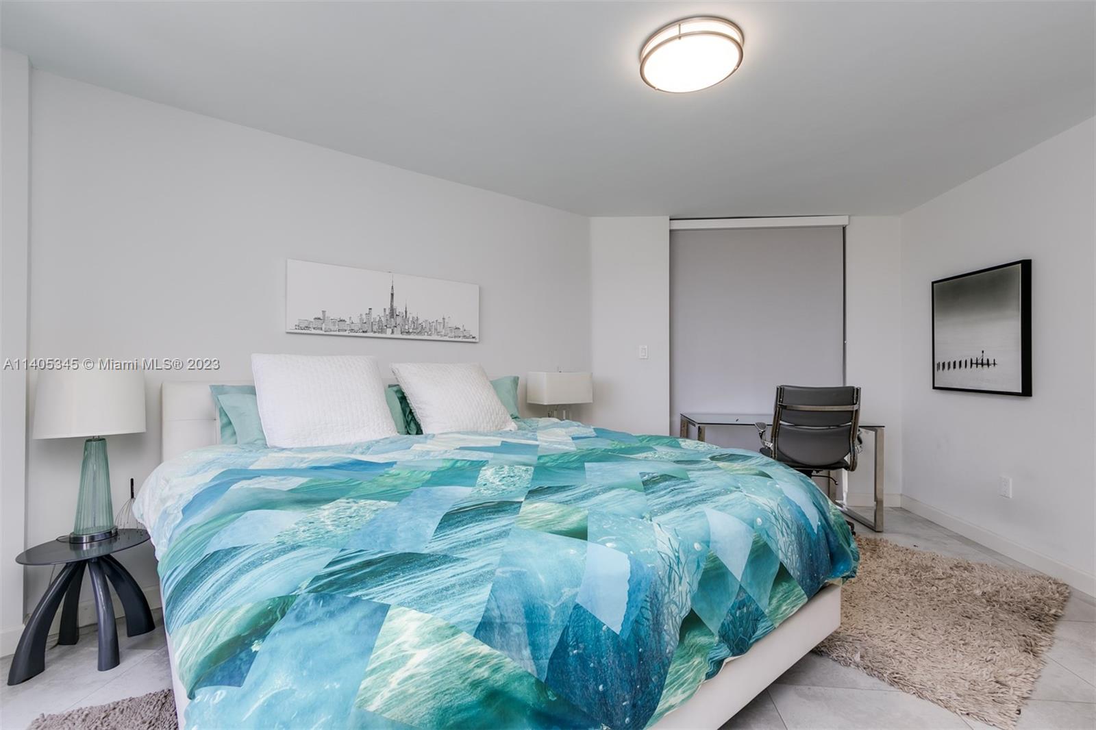 image SANDS POINTE OCEAN BEACH22