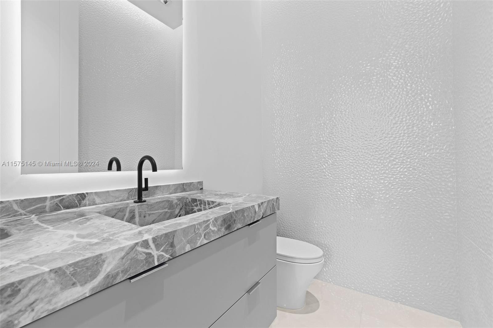 749 Bamboo Dr Boca Raton, FL 33432