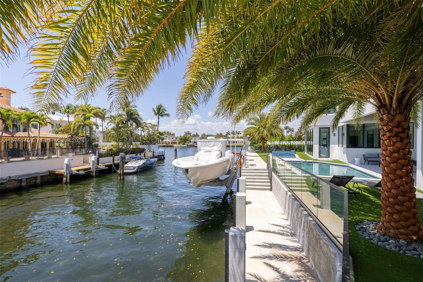 749 Bamboo Dr Boca Raton, FL 33432