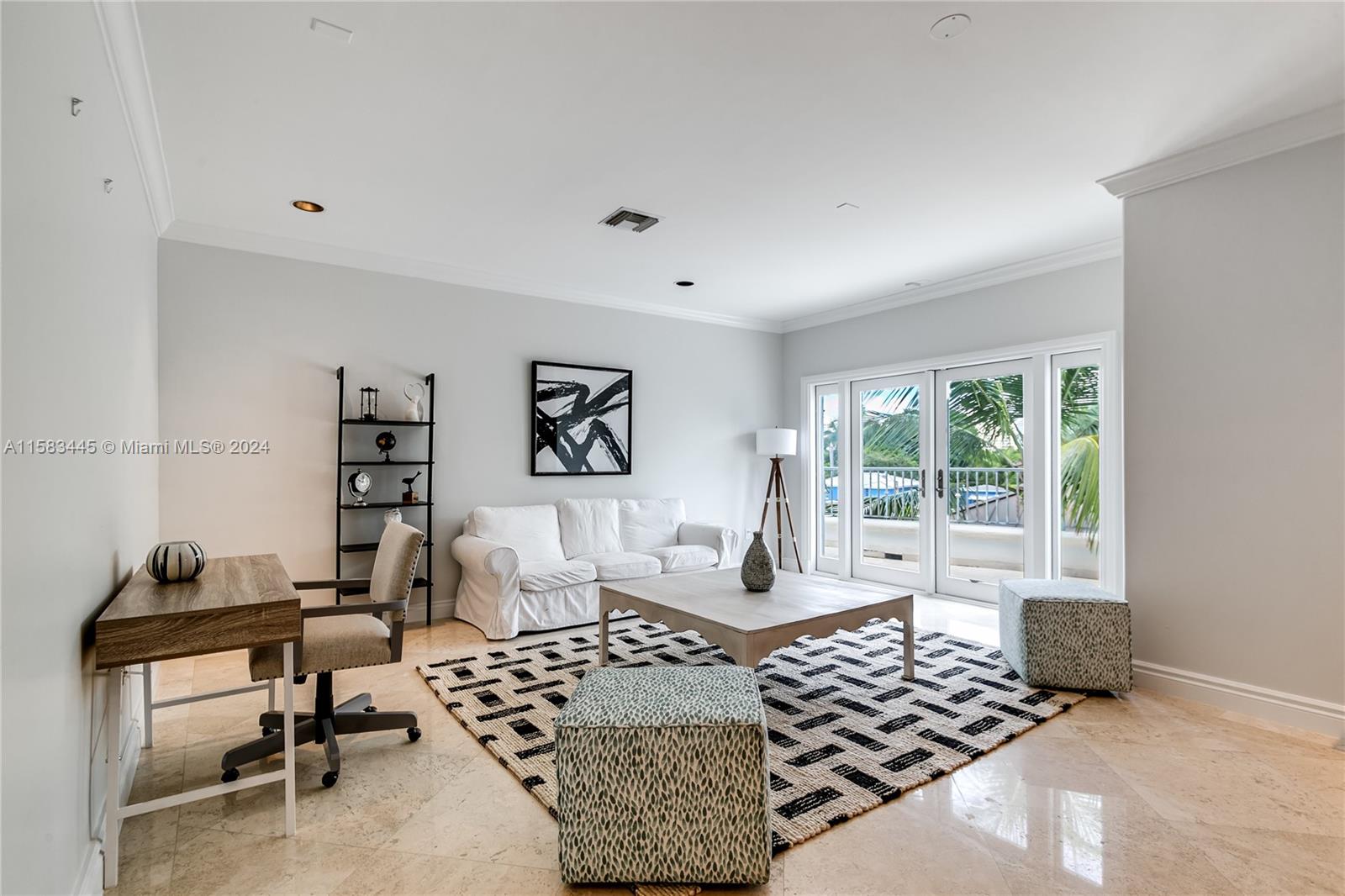 709 Idlewyld Dr Fort Lauderdale, FL 33301