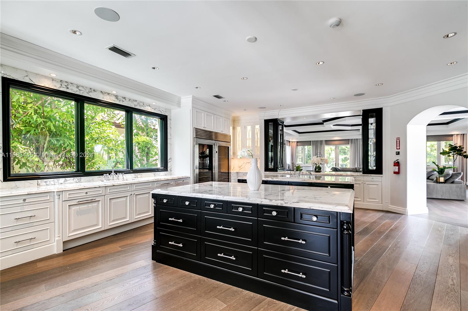 709 Idlewyld Dr Fort Lauderdale, FL 33301