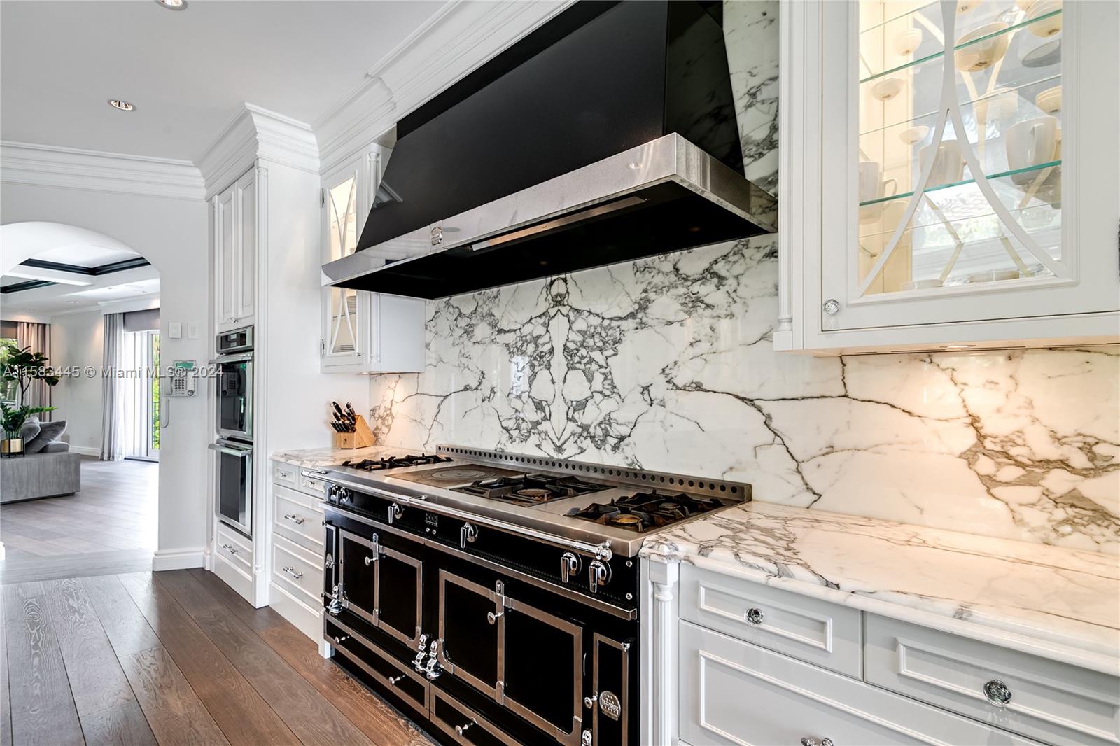 709 Idlewyld Dr Fort Lauderdale, FL 33301