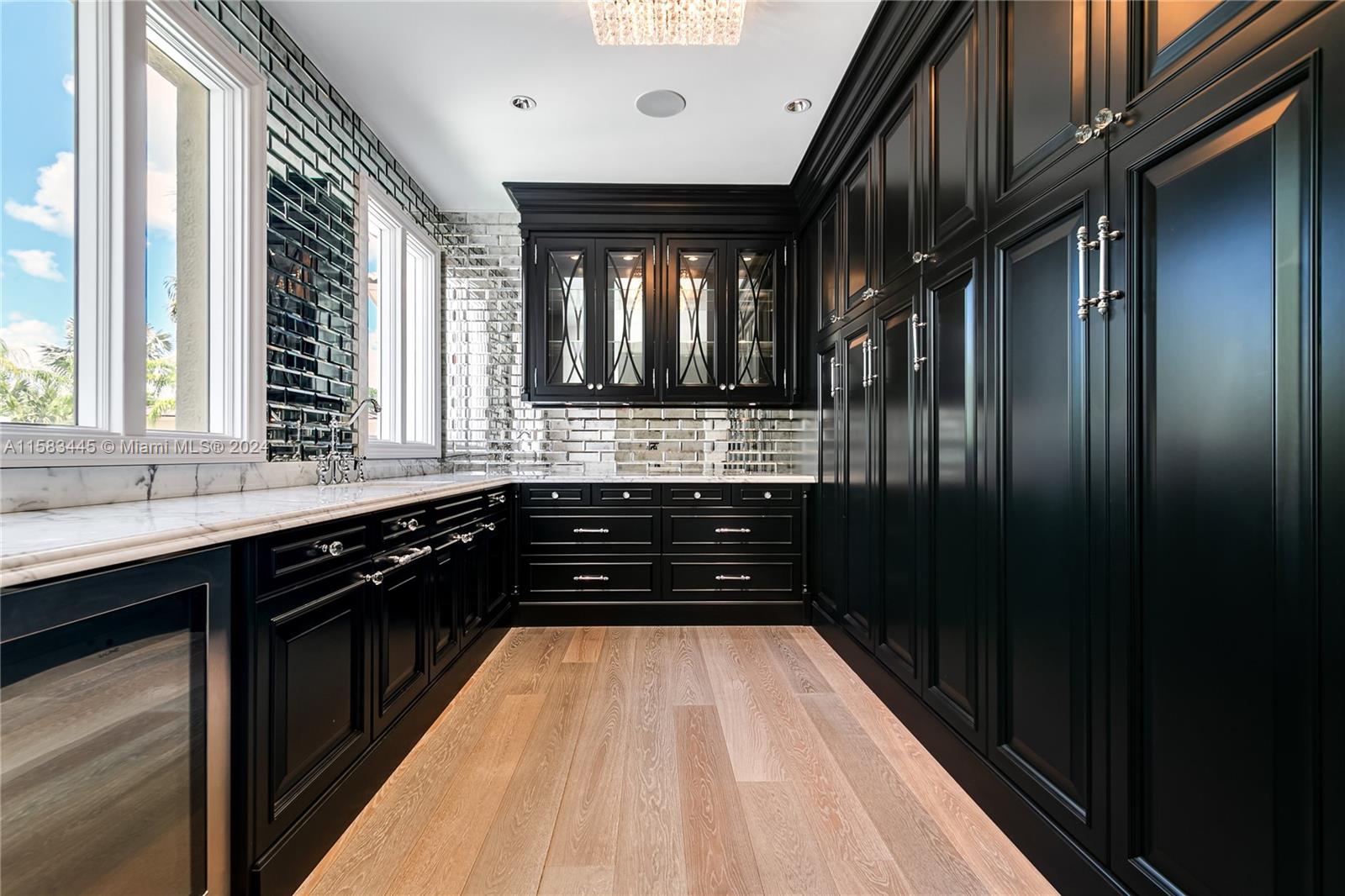 709 Idlewyld Dr Fort Lauderdale, FL 33301