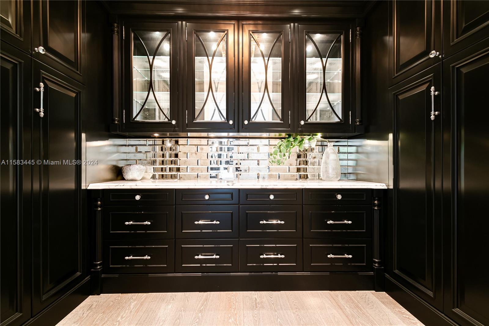 709 Idlewyld Dr Fort Lauderdale, FL 33301