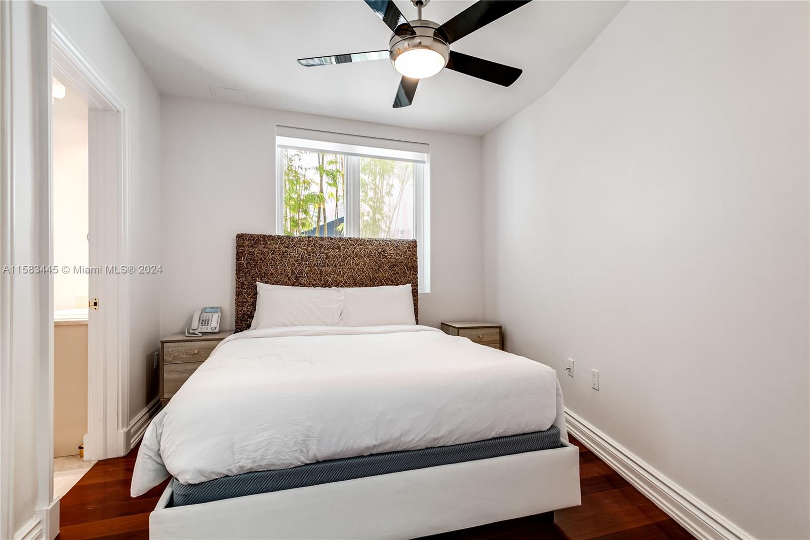 709 Idlewyld Dr Fort Lauderdale, FL 33301