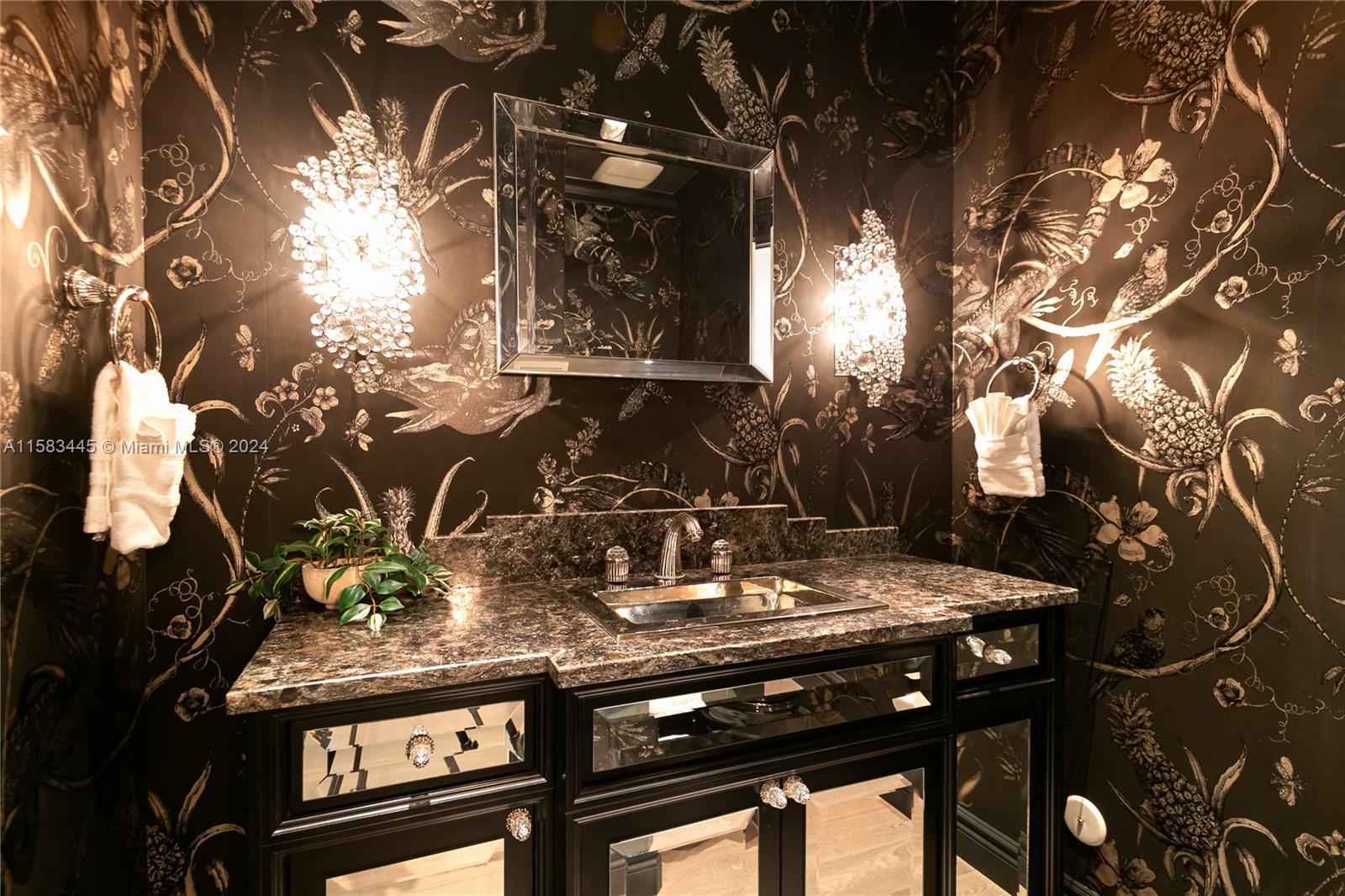 709 Idlewyld Dr Fort Lauderdale, FL 33301