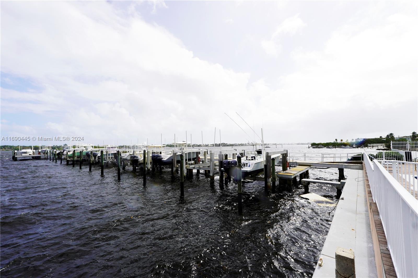 123 Harbors Way,Boynton Beach, FL 33435