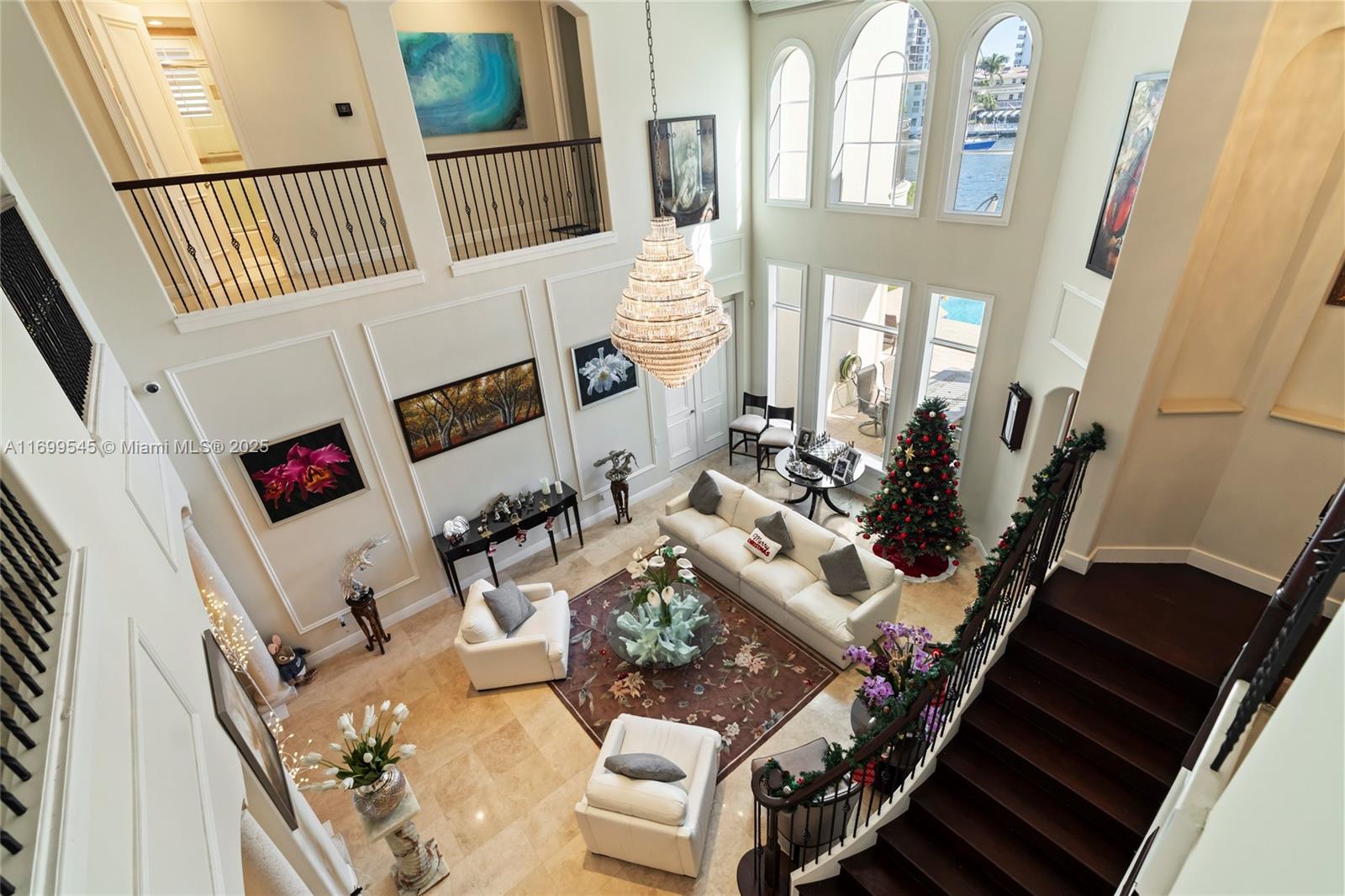 1555 Windjammer Way Hollywood, FL 33019