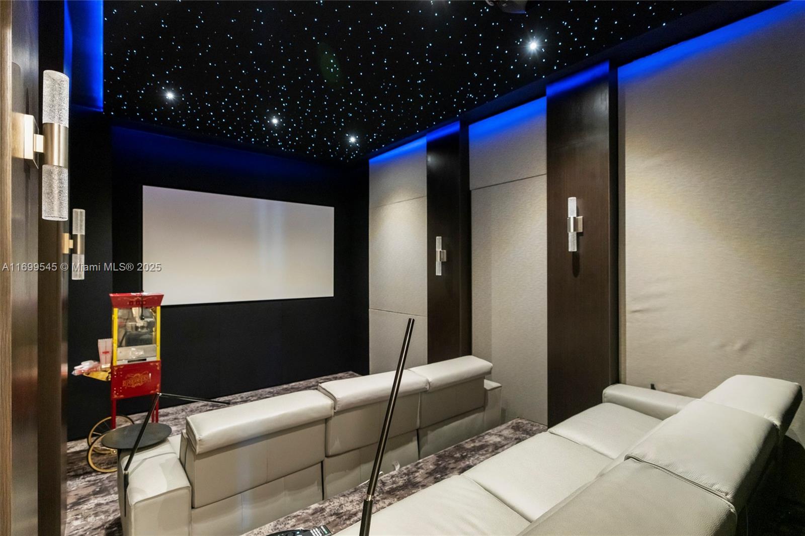 1555 Windjammer Way Hollywood, FL 33019