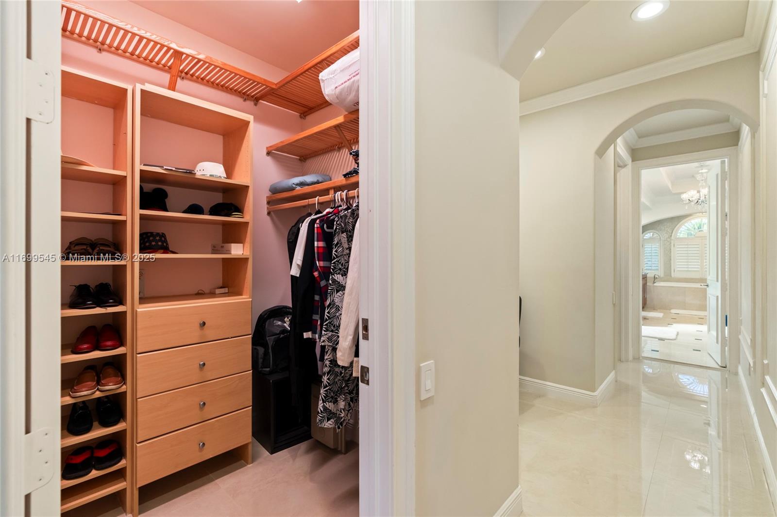 1555 Windjammer Way Hollywood, FL 33019