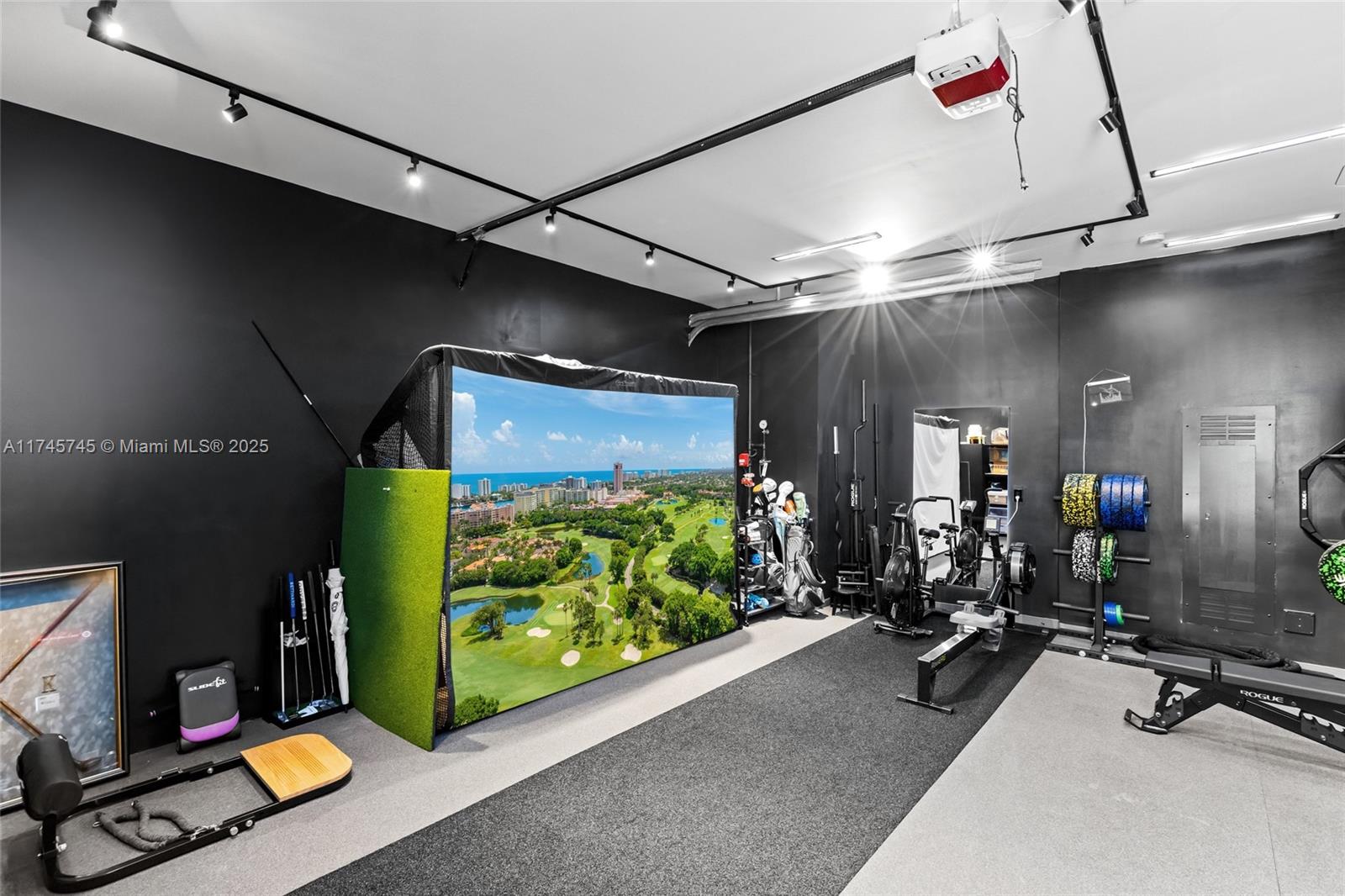 810 W 47th Ct - The Ritz Carlton Miami Bch Miami Beach, FL 33140