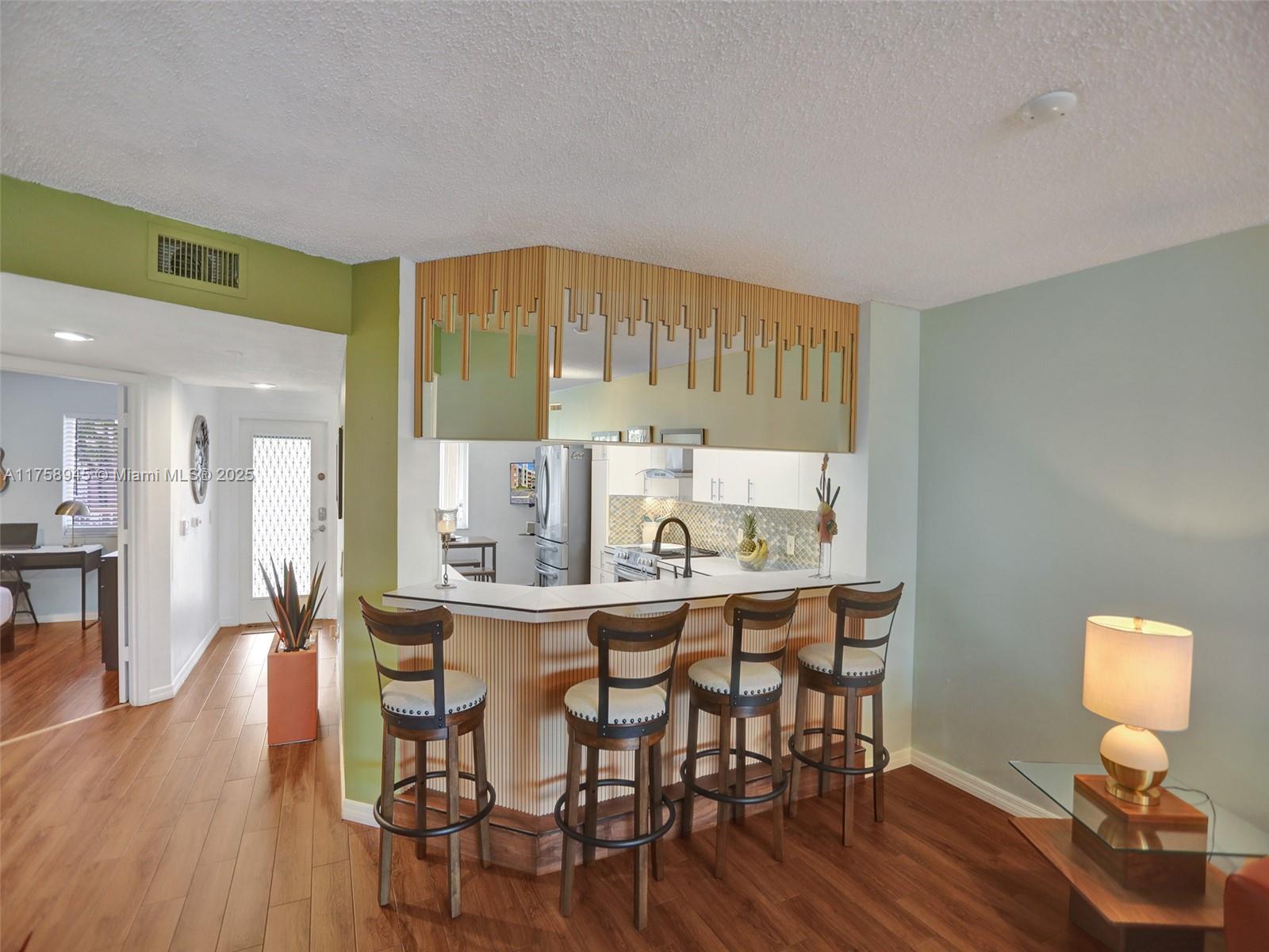 10111 NW 24th Pl #202,Sunrise, FL 33322
