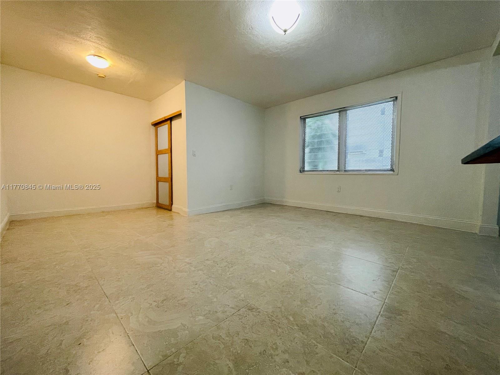 7928 Harding Ave #4,Miami Beach, FL 33141