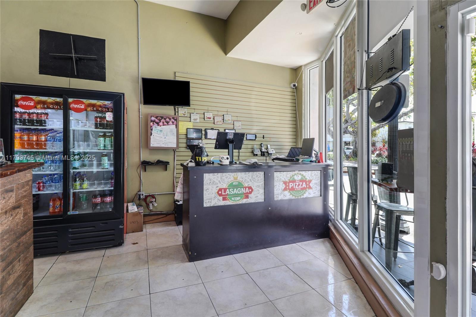 2389 SW 22nd St Miami, FL 33145