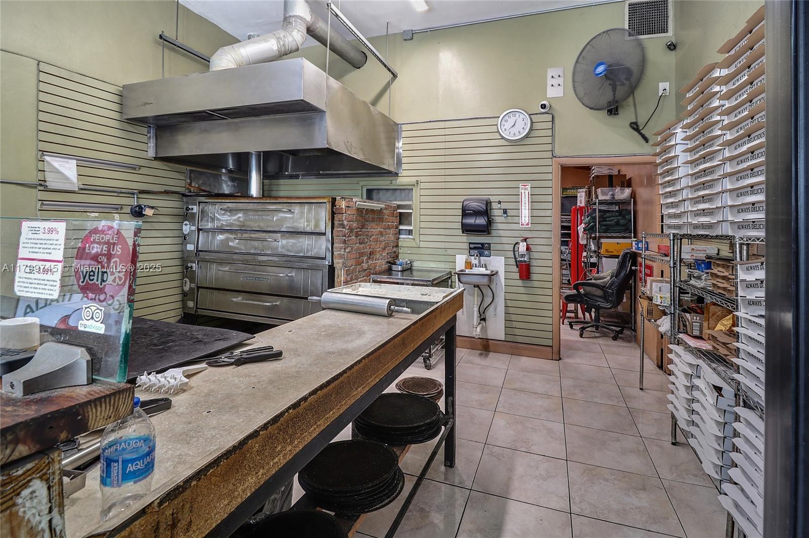 2389 SW 22nd St Miami, FL 33145