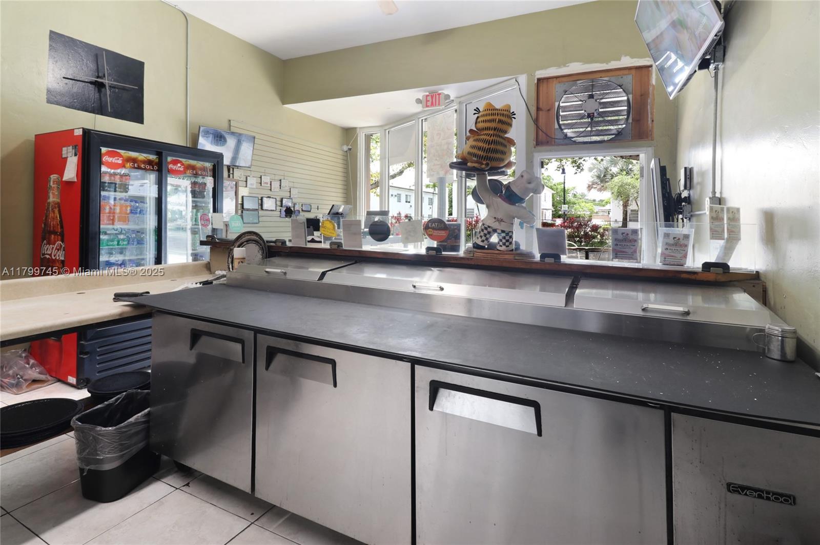 2389 SW 22nd St Miami, FL 33145