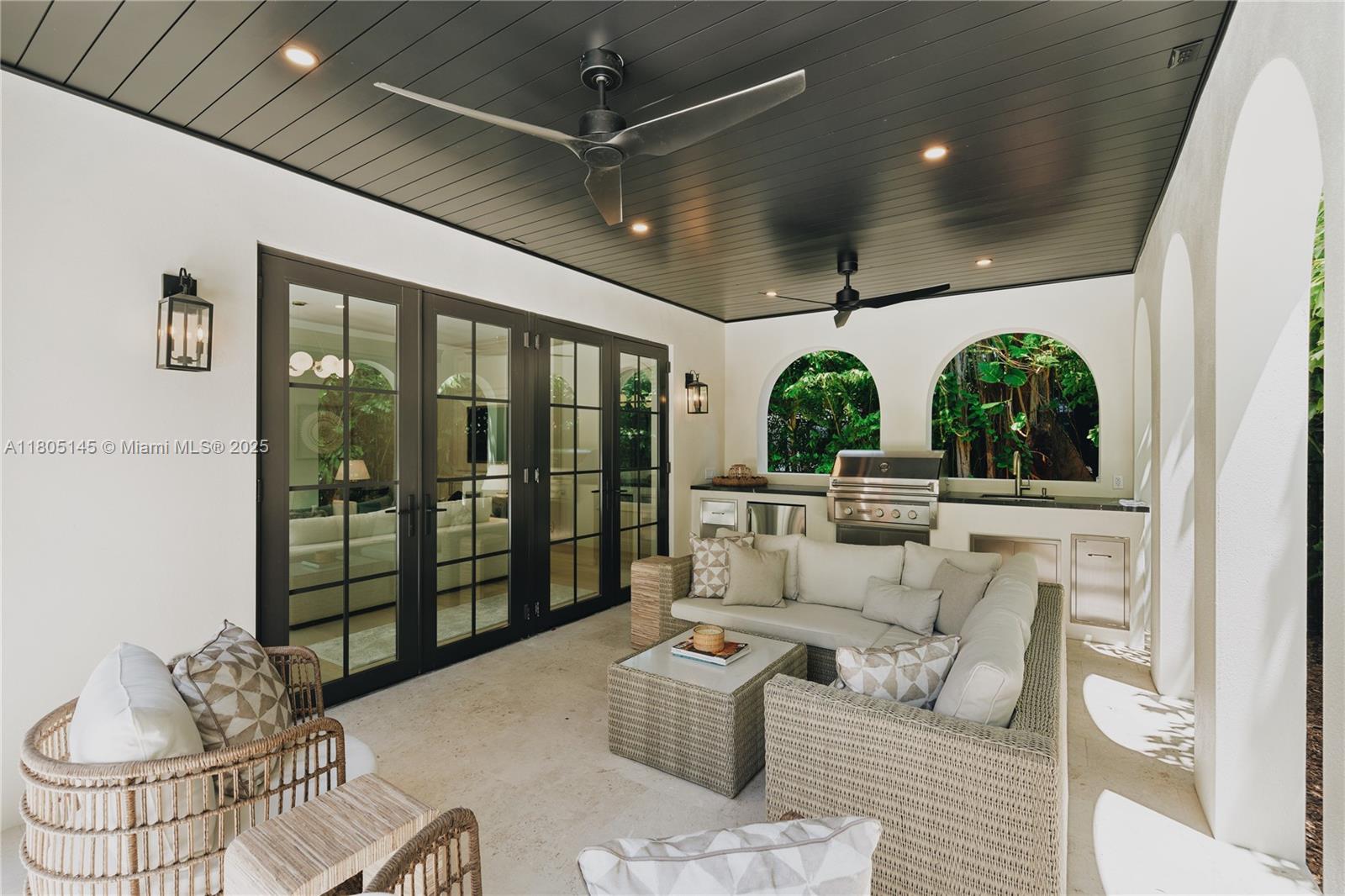 549 NE 59th St Miami, FL 33137 549 NE 59th St Miami, FL 33137