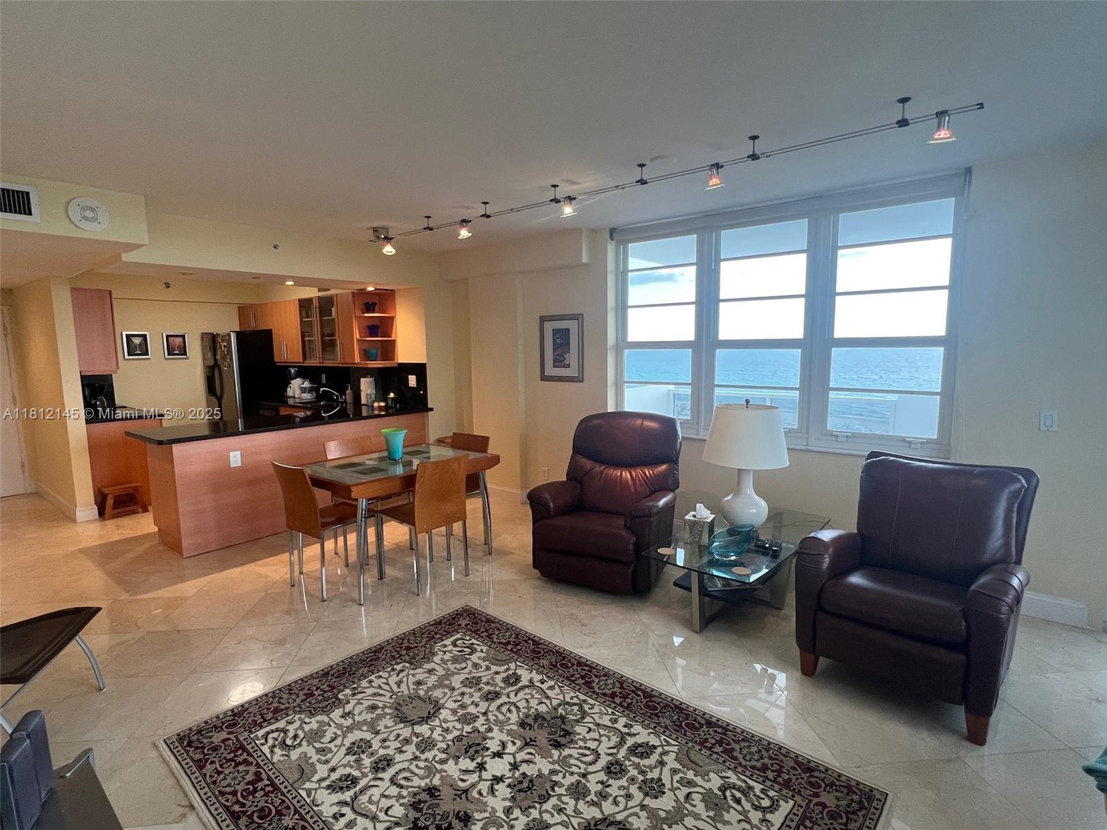 100 Lincoln Rd #848,Miami Beach, FL 33139