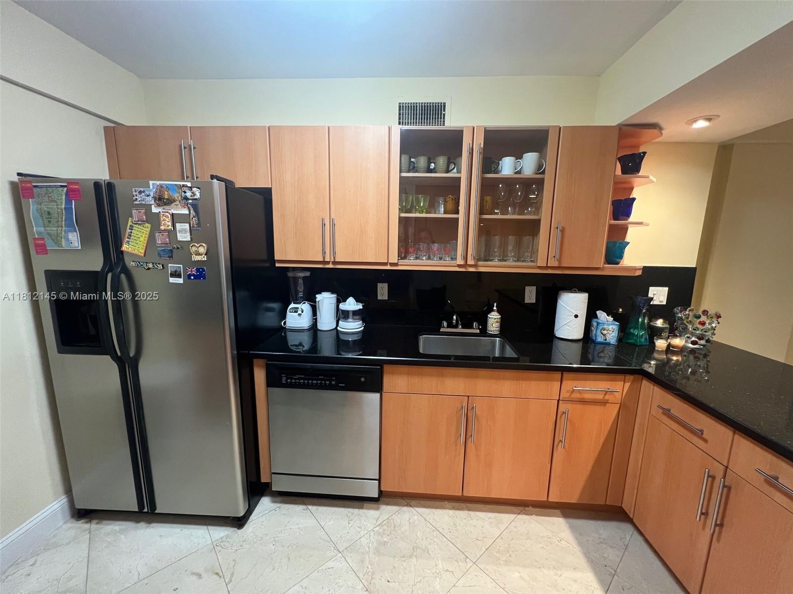 100 Lincoln Rd #848,Miami Beach, FL 33139