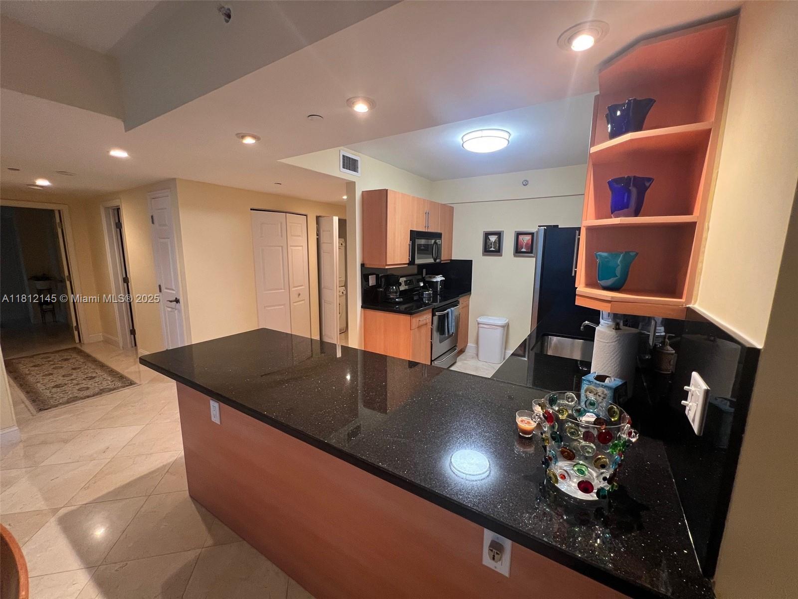 100 Lincoln Rd #848,Miami Beach, FL 33139