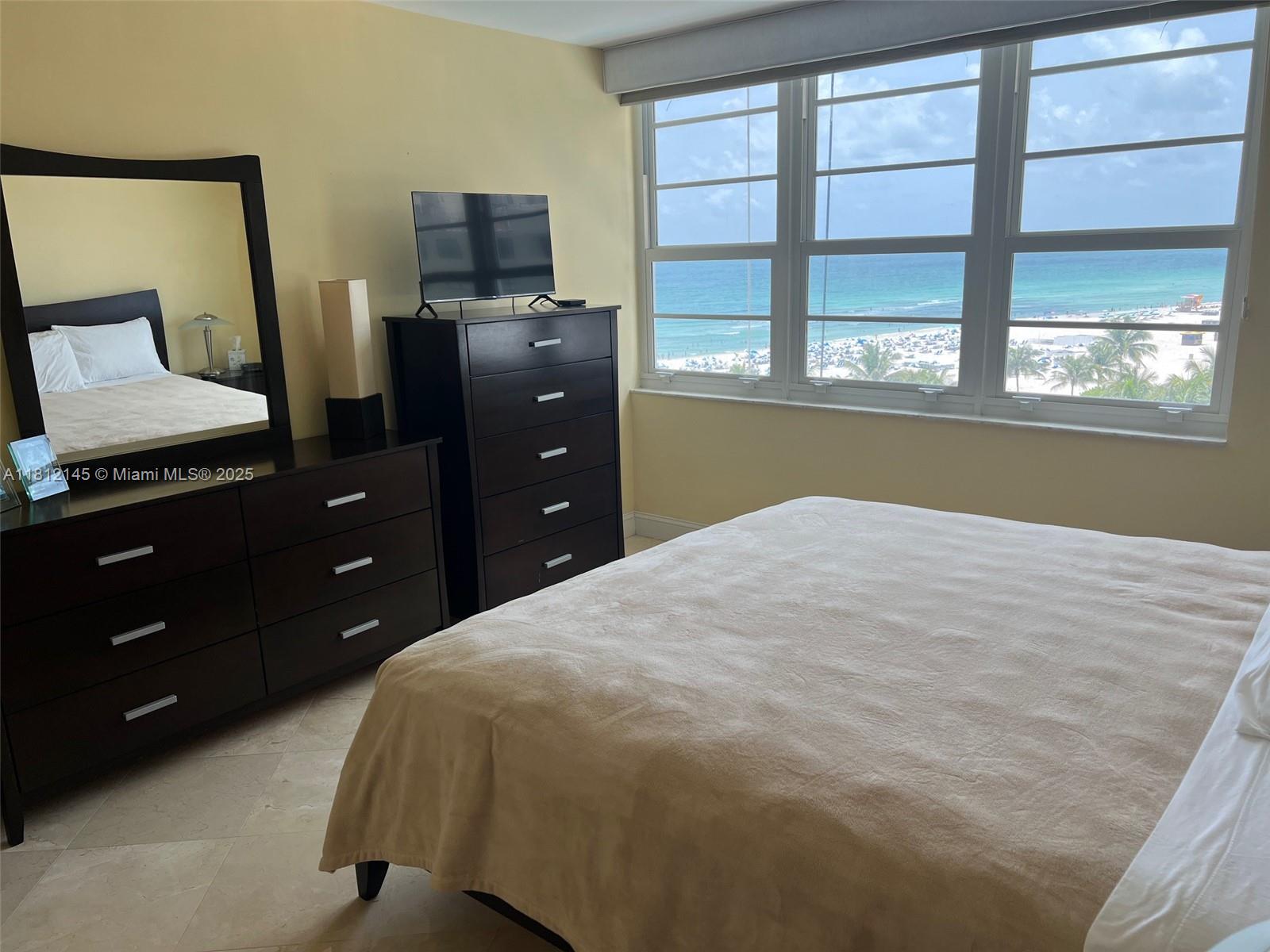 100 Lincoln Rd #848,Miami Beach, FL 33139