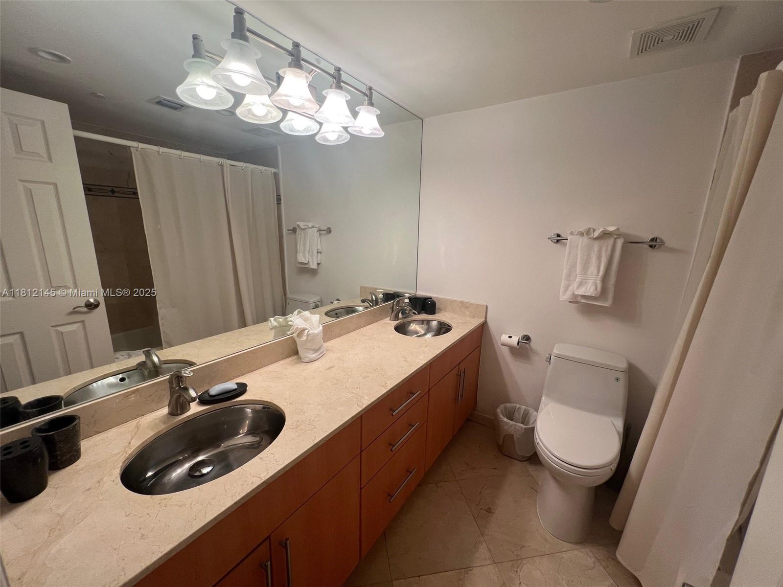 100 Lincoln Rd #848,Miami Beach, FL 33139