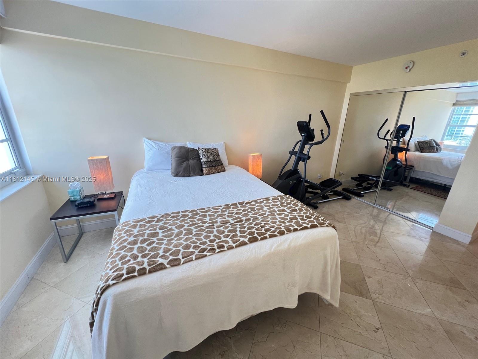 100 Lincoln Rd #848,Miami Beach, FL 33139