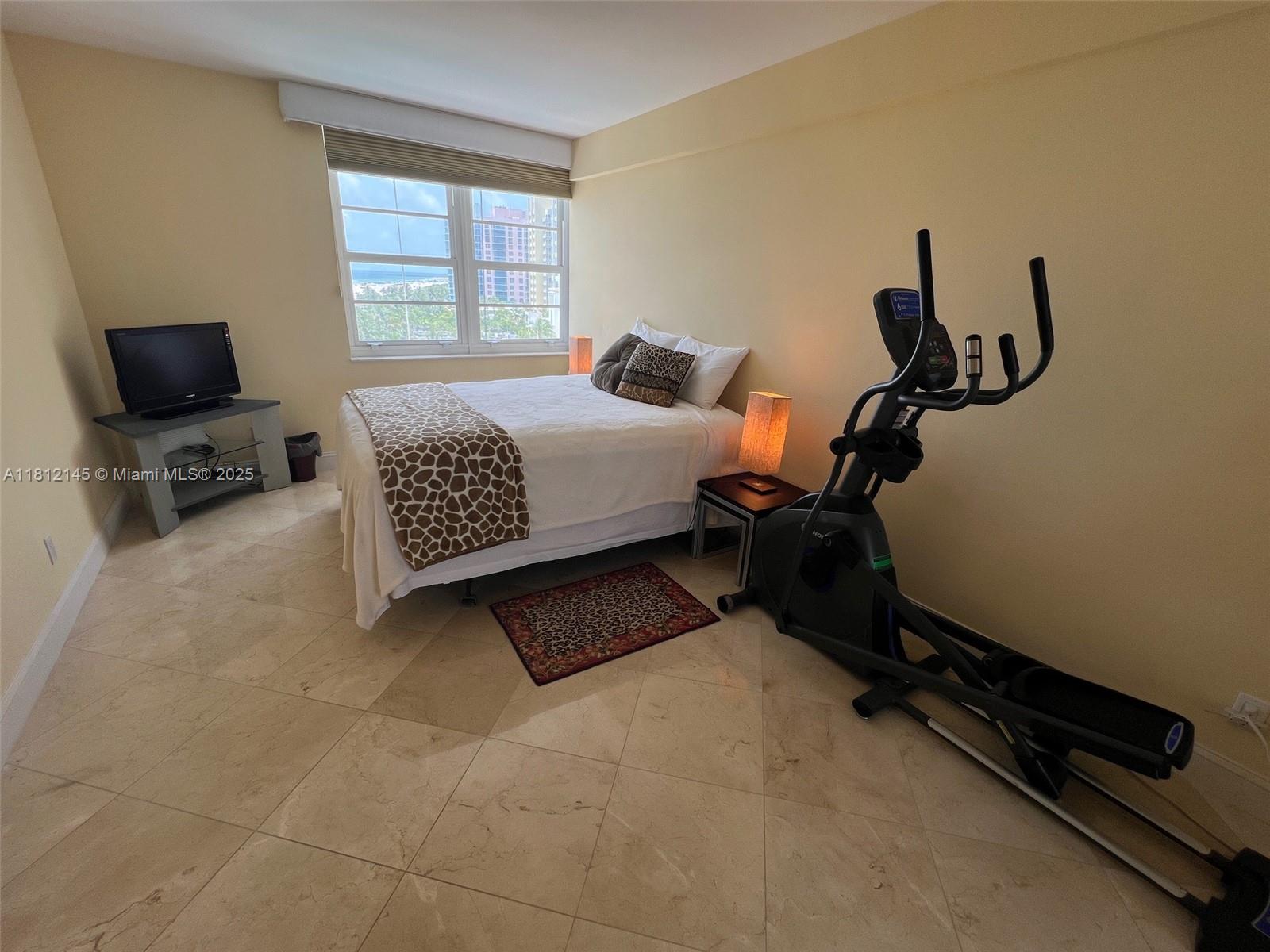 100 Lincoln Rd #848,Miami Beach, FL 33139