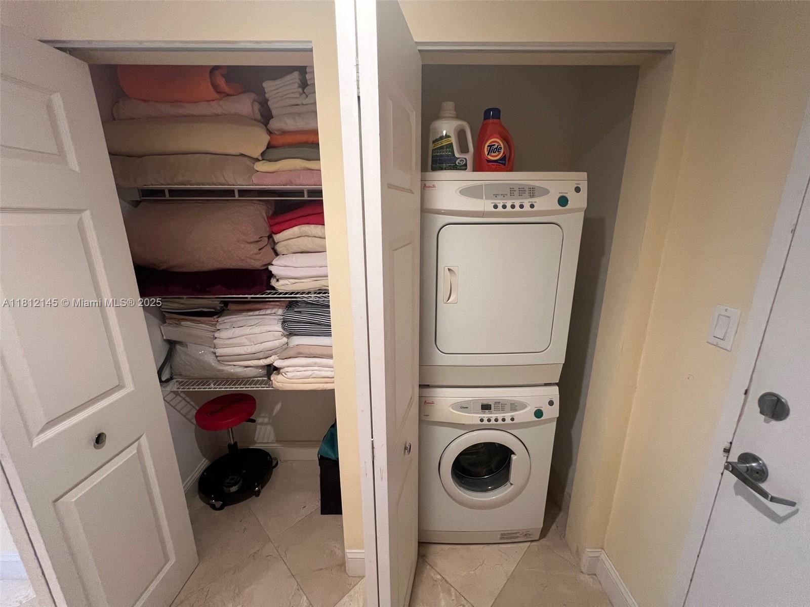 100 Lincoln Rd #848,Miami Beach, FL 33139