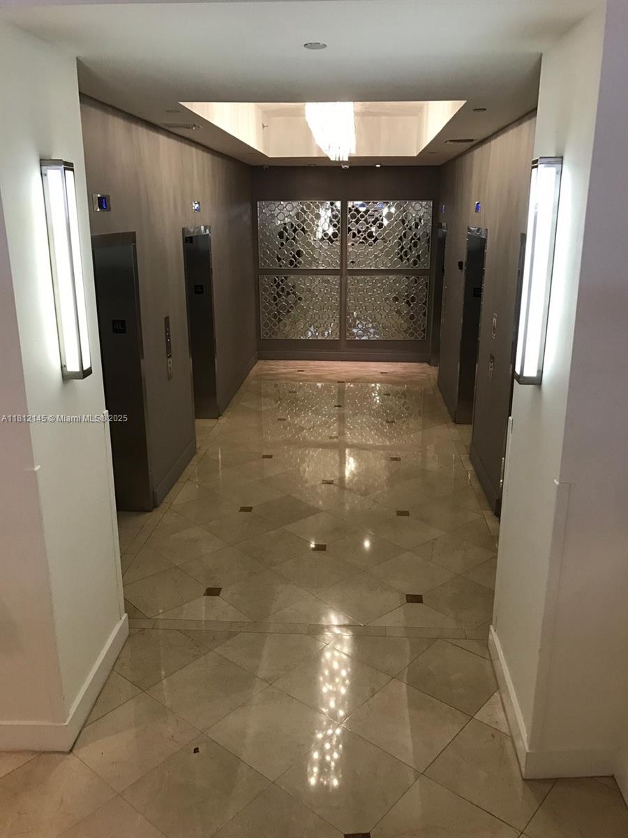 100 Lincoln Rd #848,Miami Beach, FL 33139