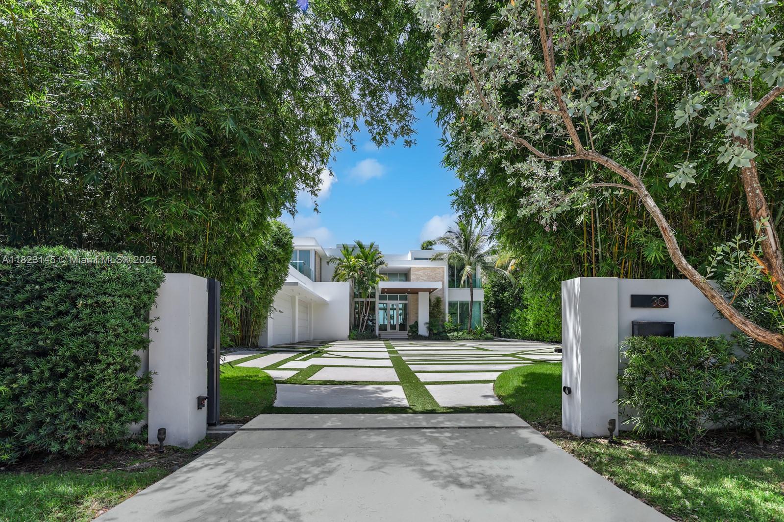 30 Palm Ave Miami Beach, FL 33139 30 Palm Ave Miami Beach, FL 33139