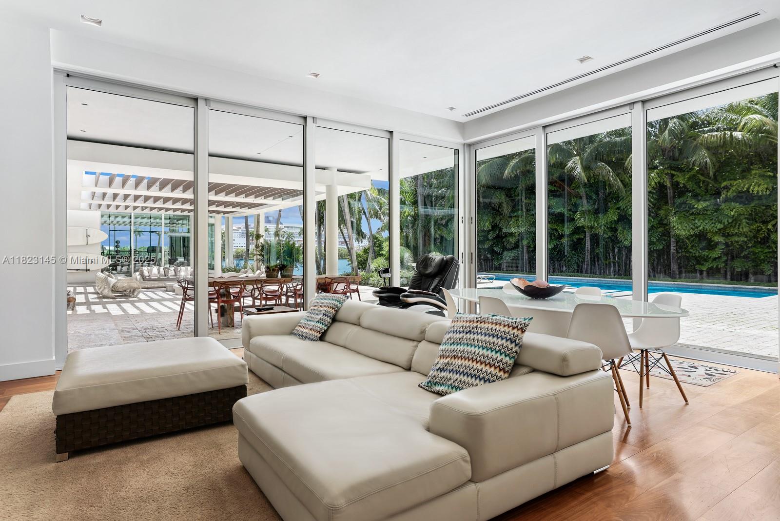30 Palm Ave Miami Beach, FL 33139 30 Palm Ave Miami Beach, FL 33139