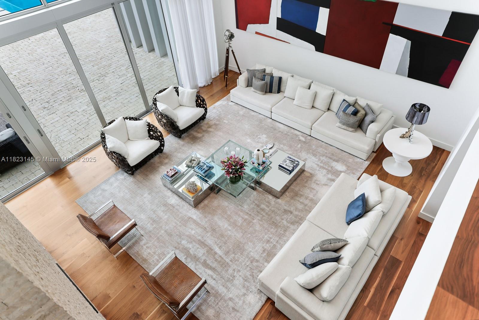 30 Palm Ave Miami Beach, FL 33139 30 Palm Ave Miami Beach, FL 33139