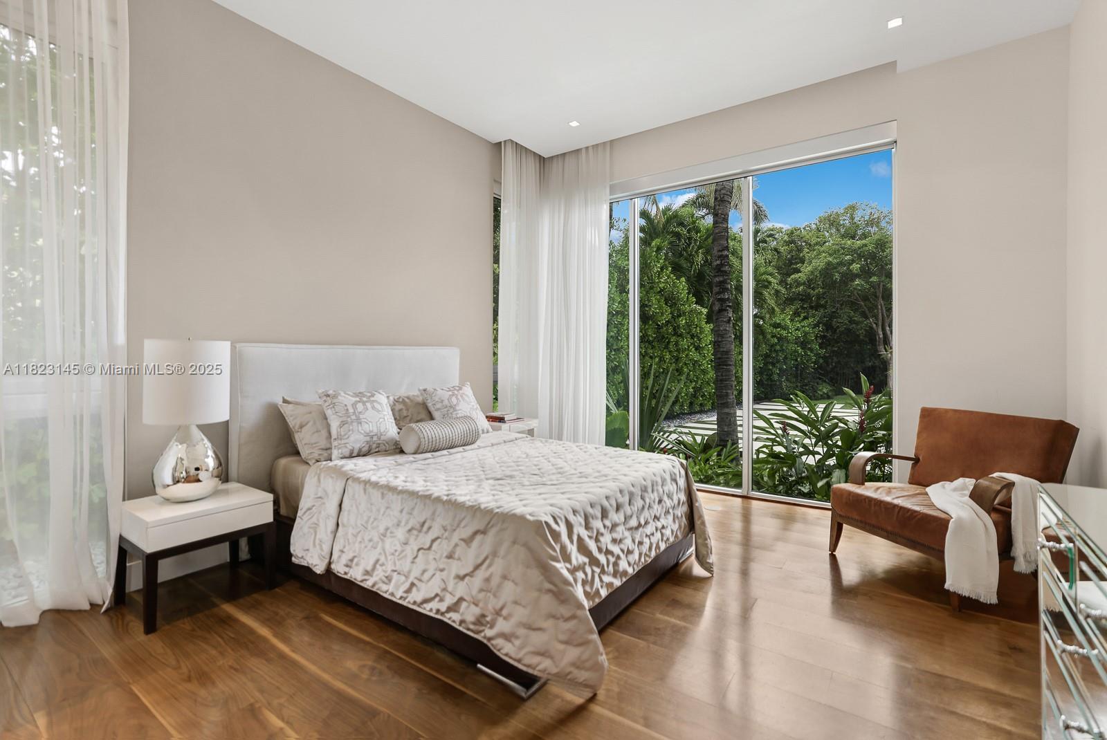 30 Palm Ave Miami Beach, FL 33139 30 Palm Ave Miami Beach, FL 33139