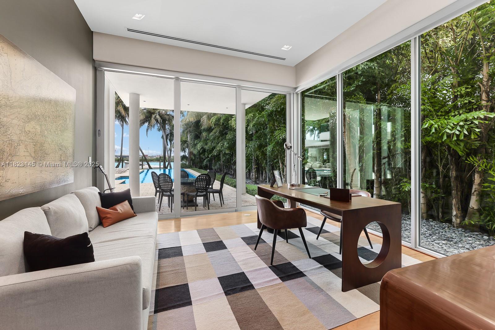 30 Palm Ave Miami Beach, FL 33139 30 Palm Ave Miami Beach, FL 33139