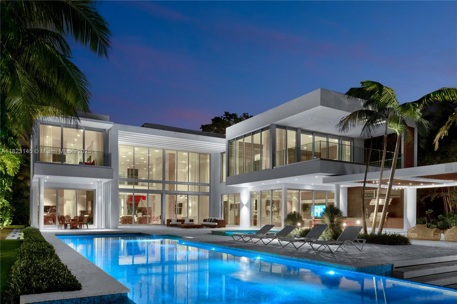 30 Palm Ave Miami Beach, FL 33139 30 Palm Ave Miami Beach, FL 33139
