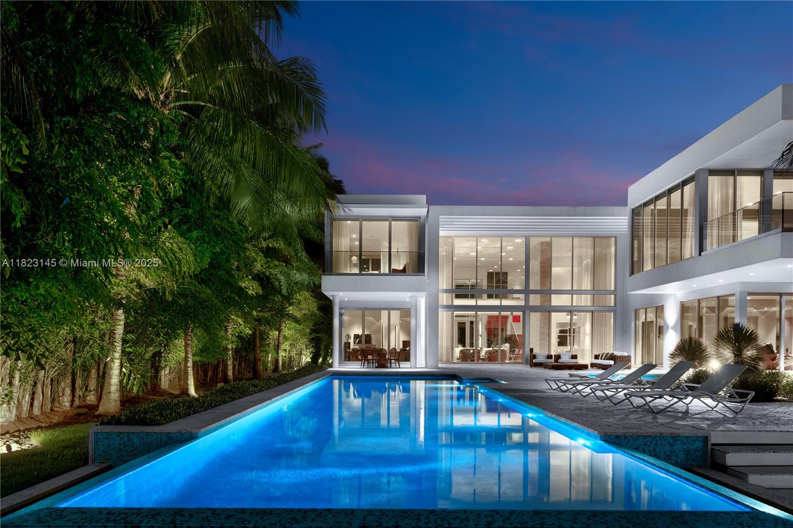 30 Palm Ave Miami Beach, FL 33139 30 Palm Ave Miami Beach, FL 33139